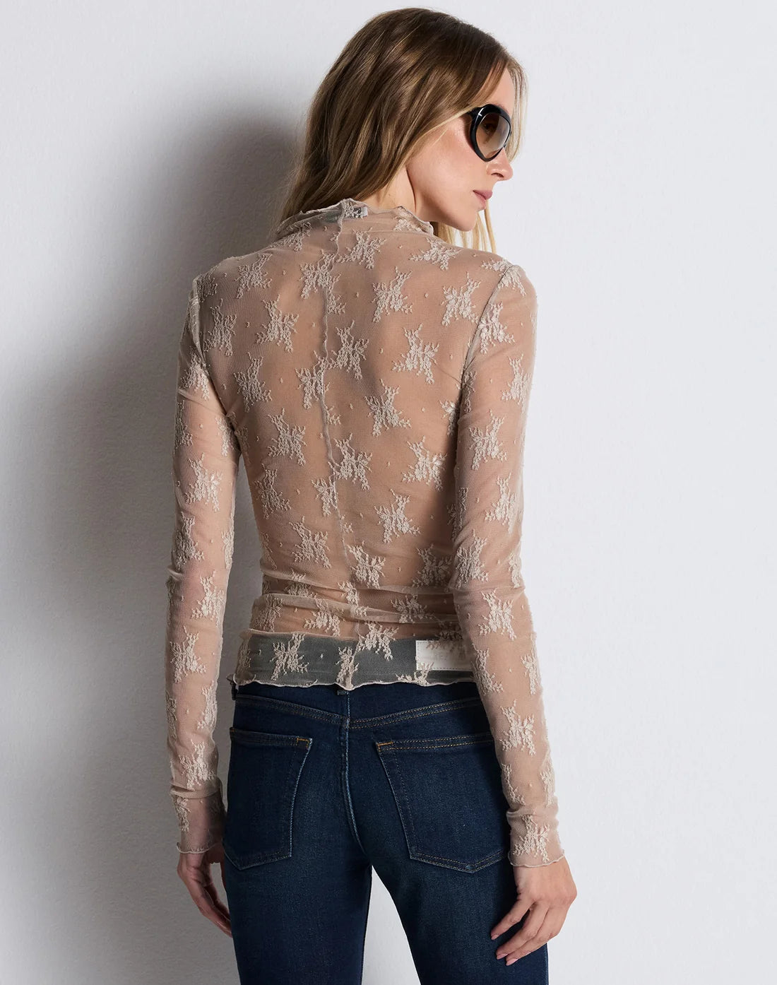 RHYTYM LACE LONG SLEEVE