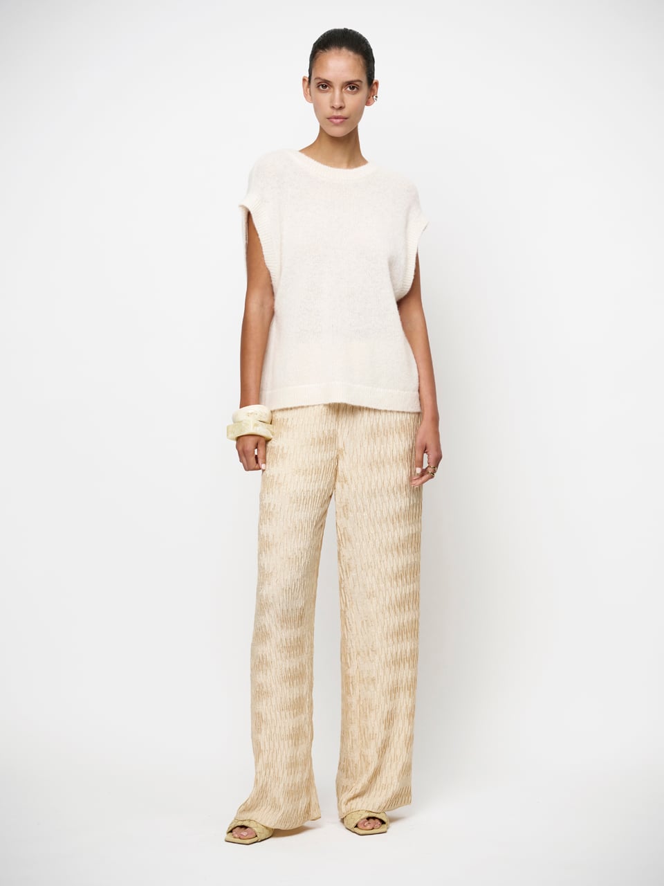 Top Enoha 262246