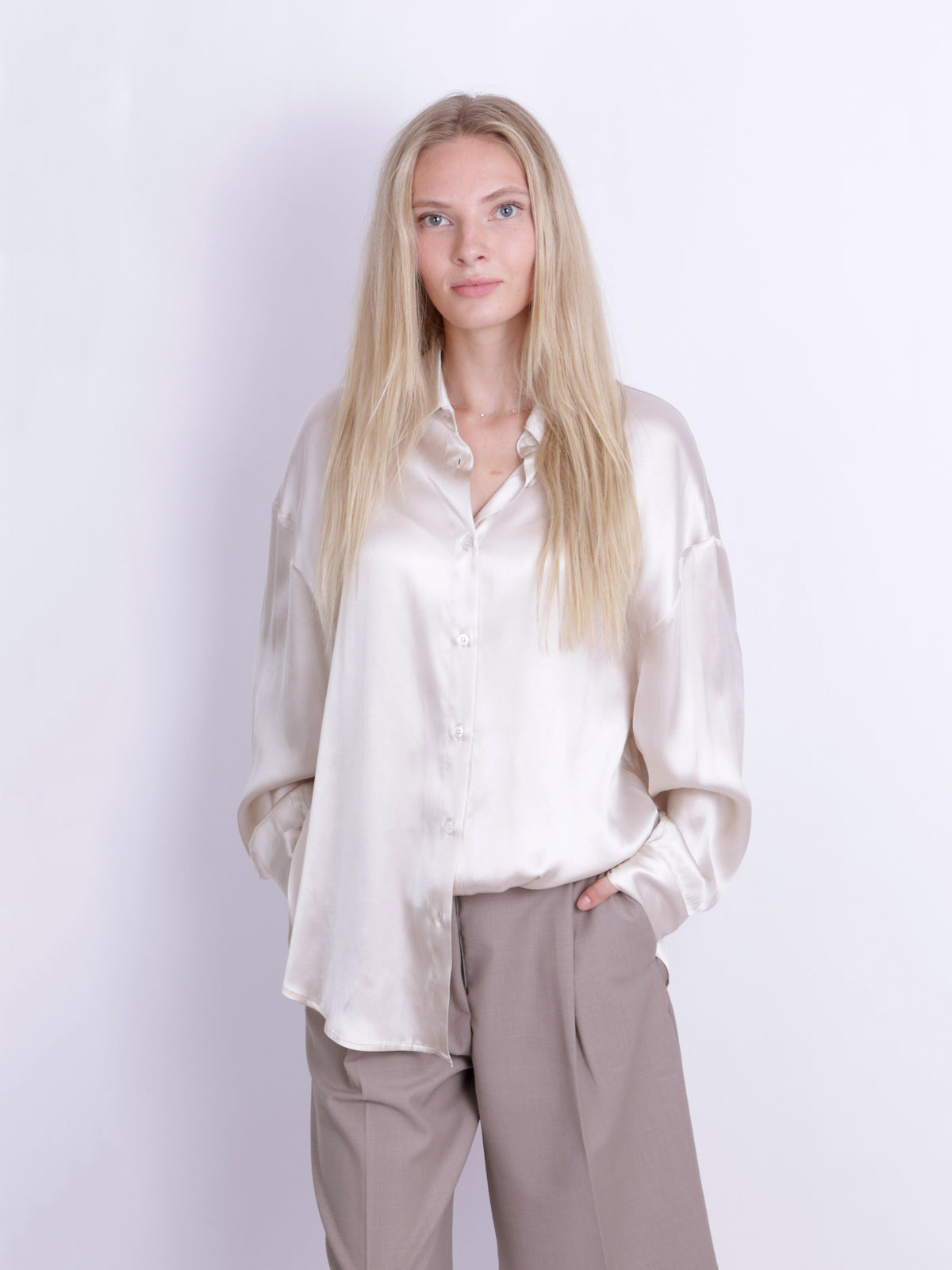 WOVEN BLOUSE