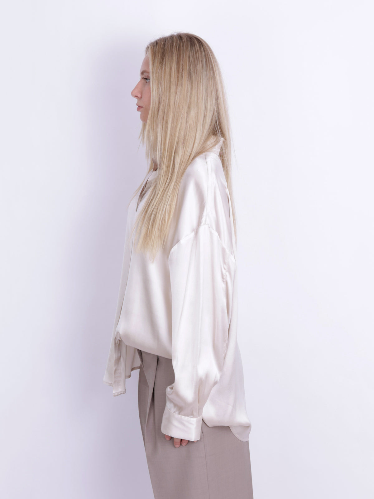 WOVEN BLOUSE