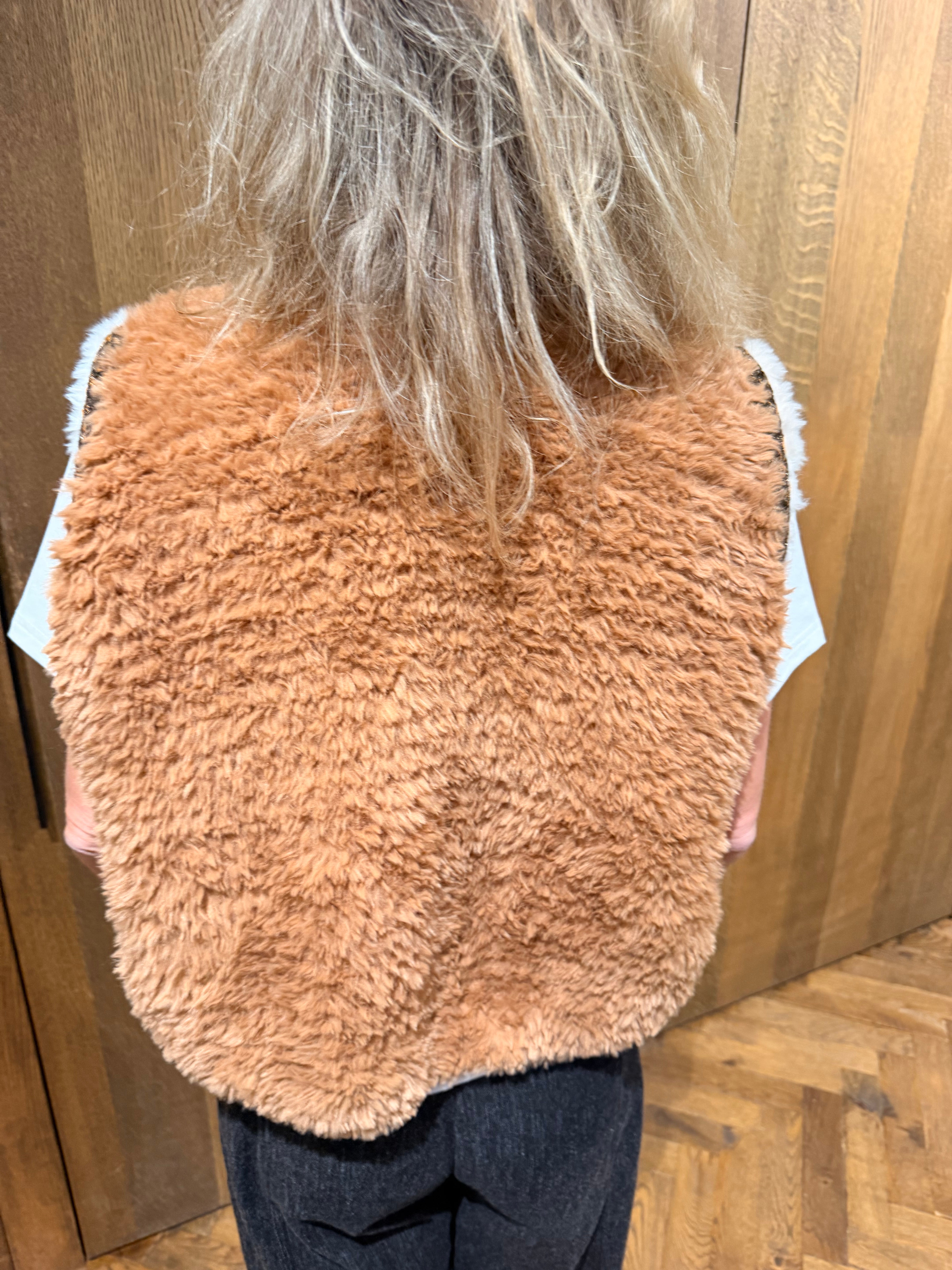 KIRO BY KIM gilet €449