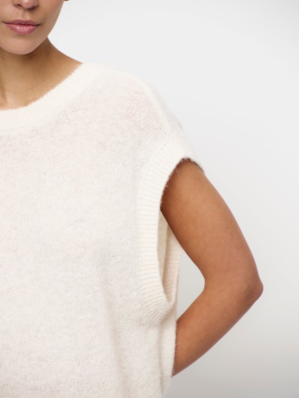 Top Enoha 262246