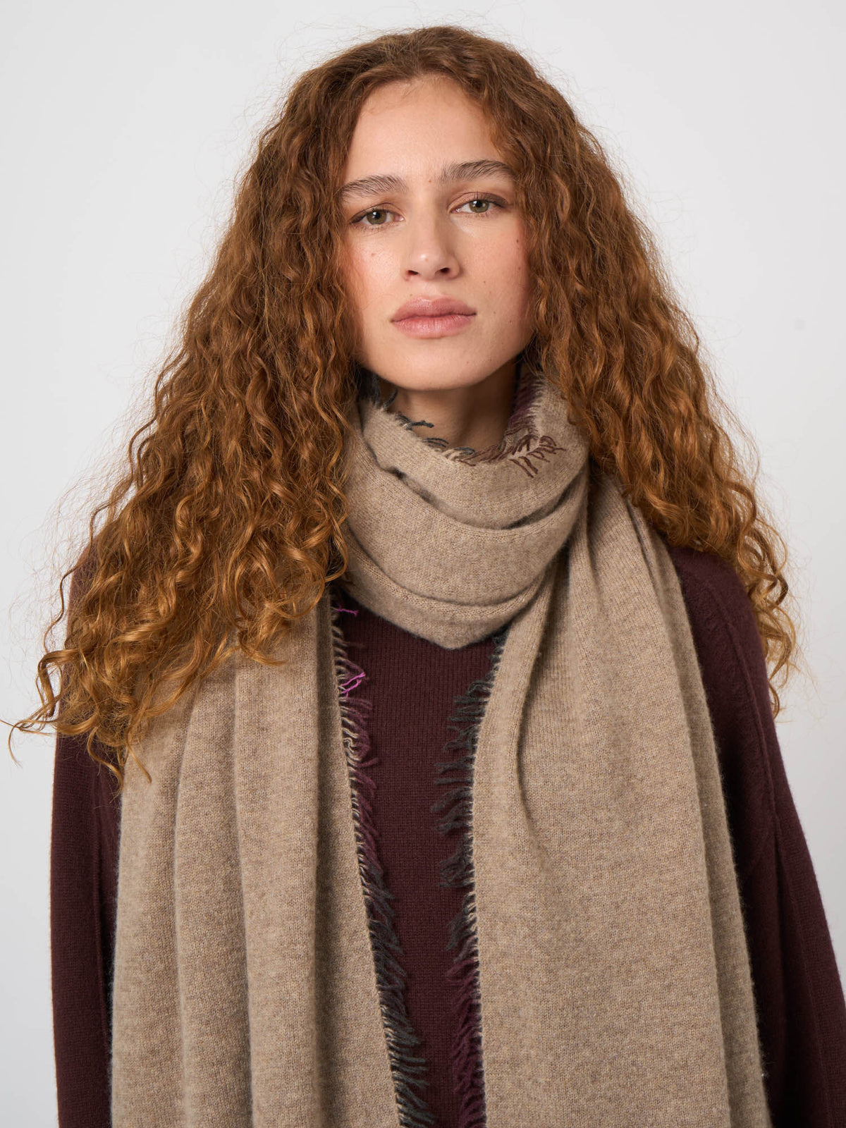 700597 Scarf