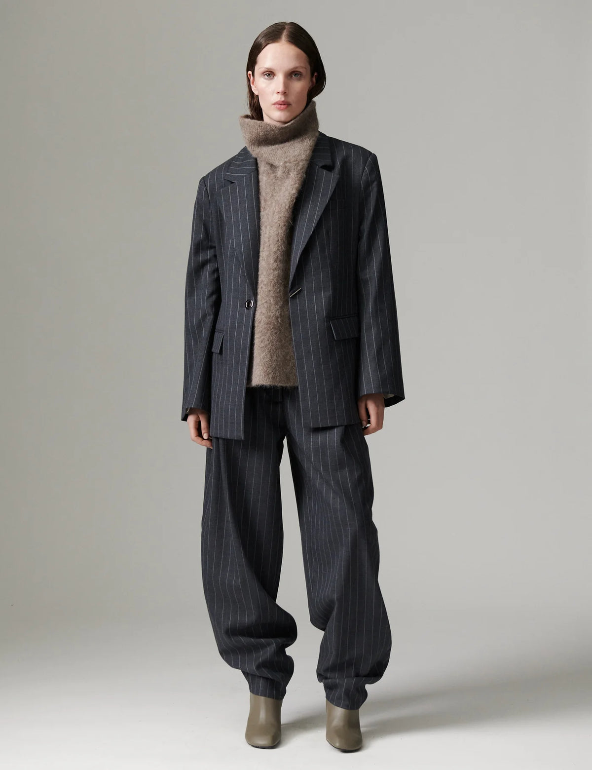 Bono Pinstripe
