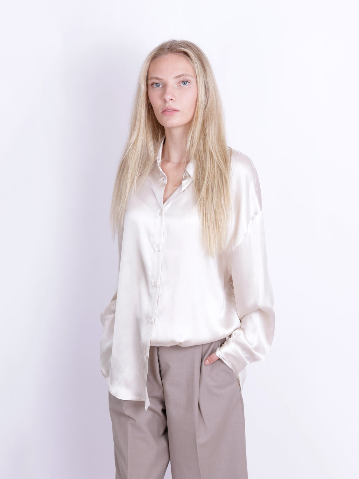 WOVEN BLOUSE
