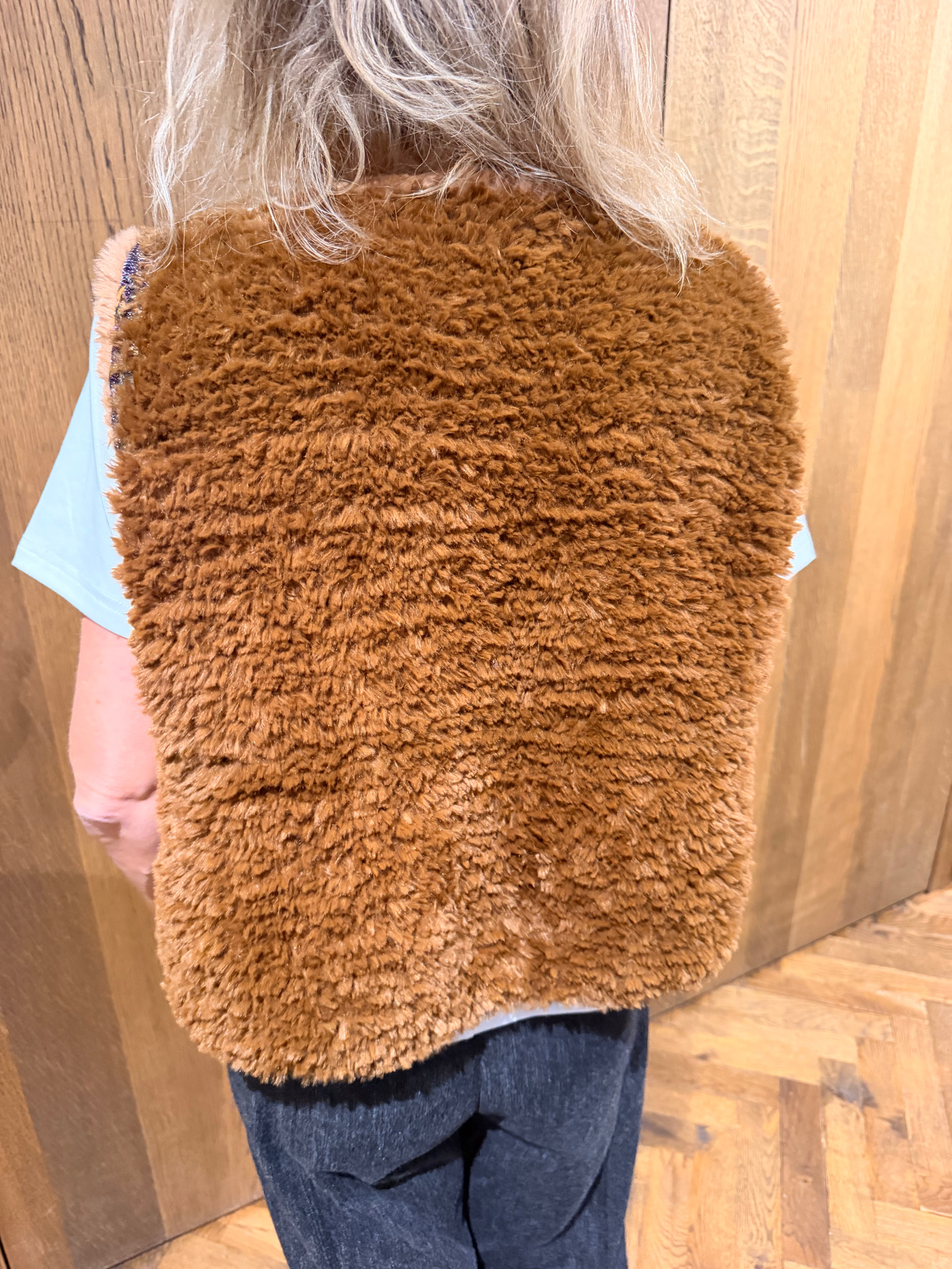 KIRO BY KIM gilet €449