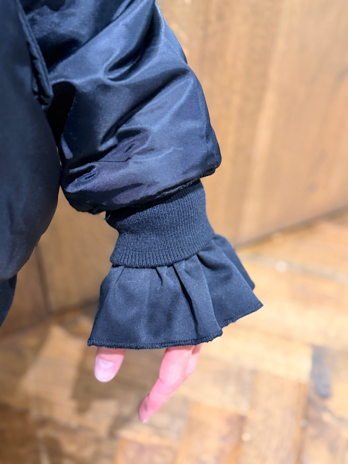 SUUS THE LABEL x BLACK | Bomber