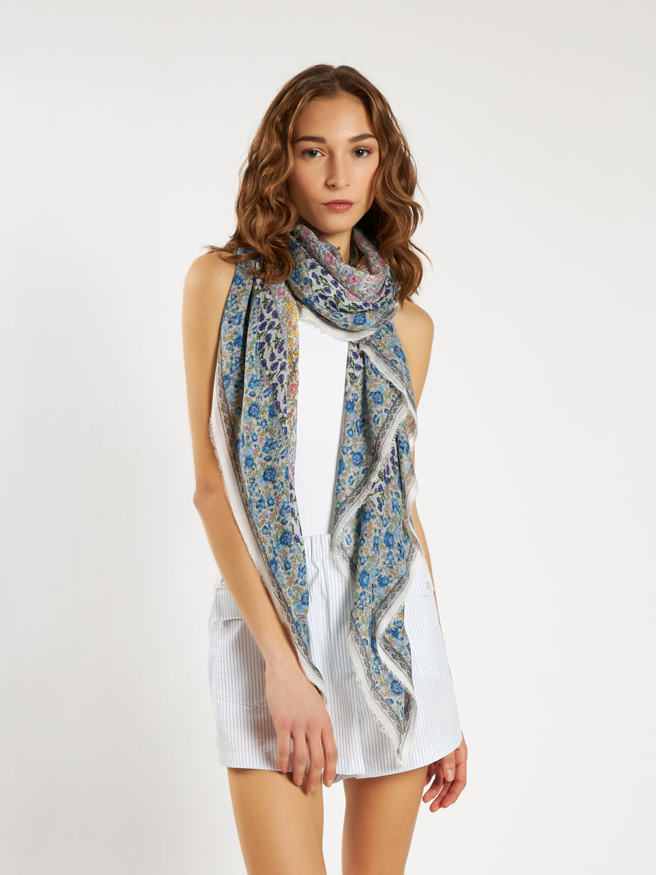 Shawl Lety