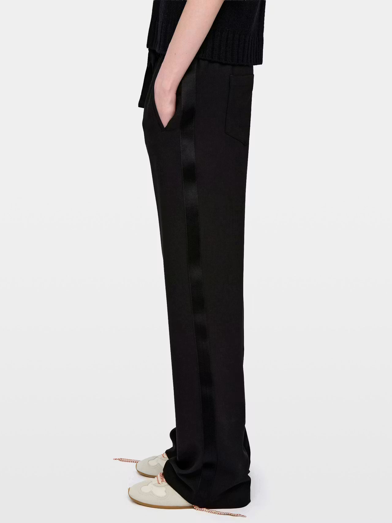Poma Tailleur