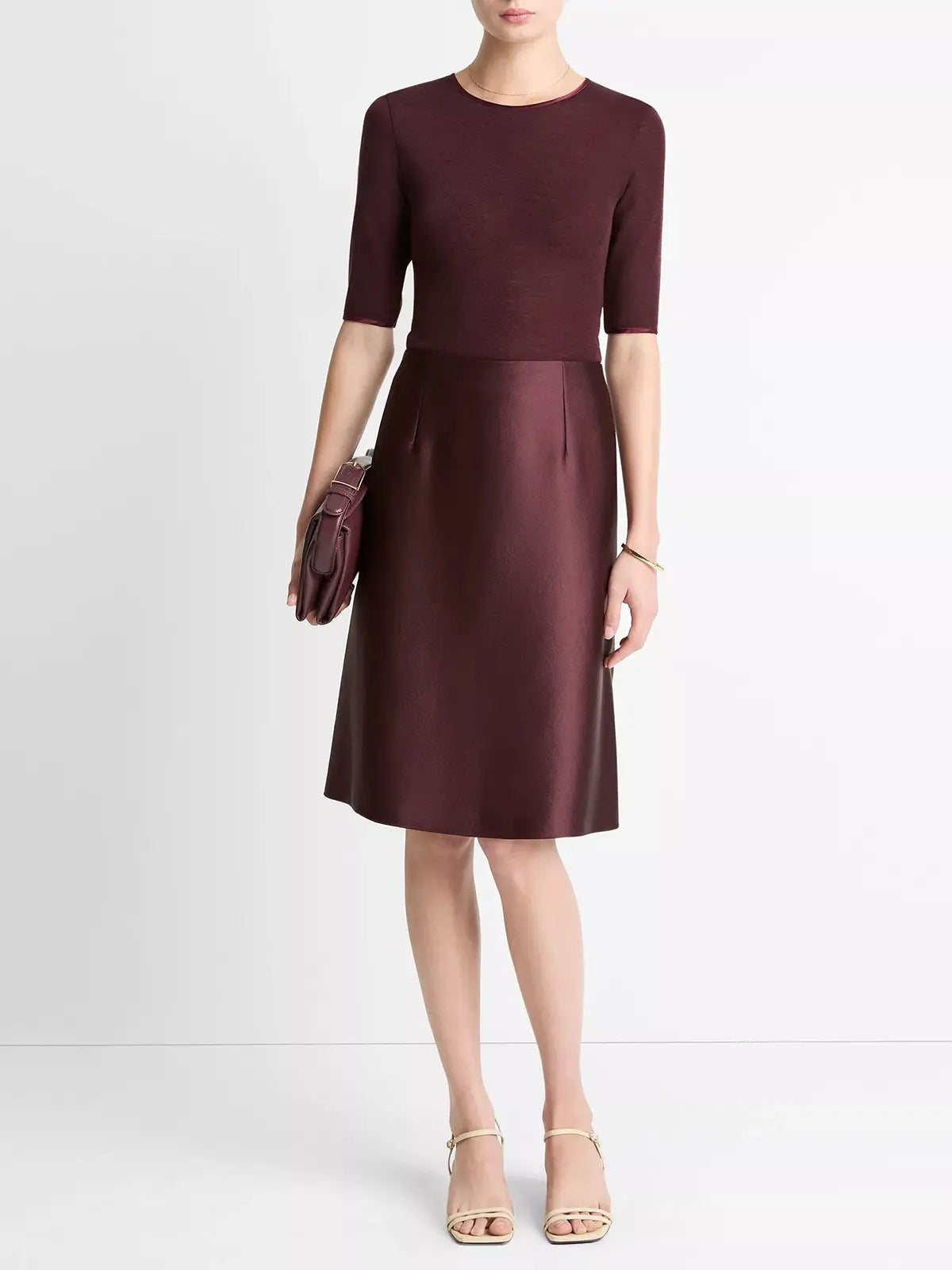 Rok Pebbled Satin Above Knee